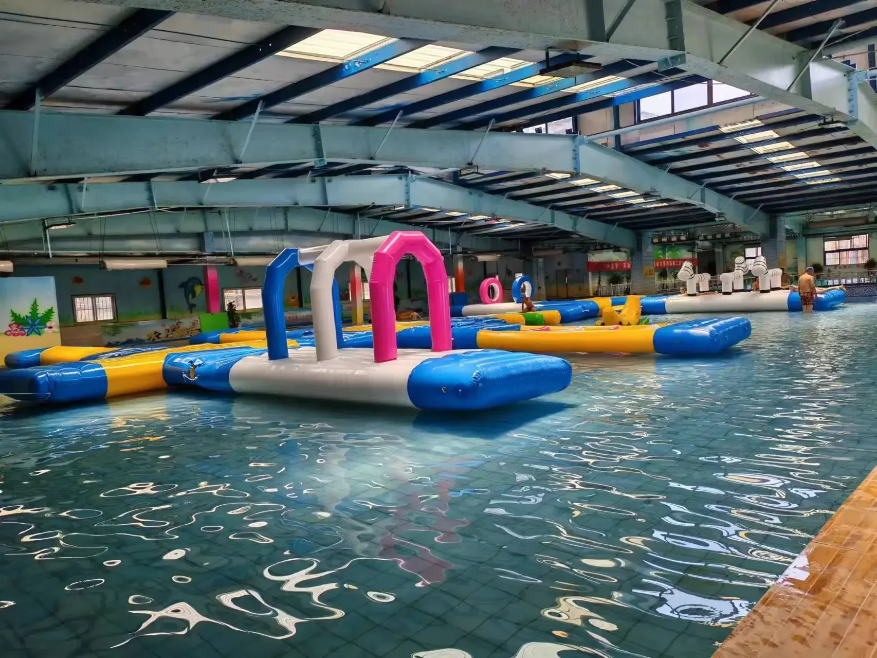 Kids Outdoor Water Park - Nadmuchiwany park wodny do użytku wewnątrz