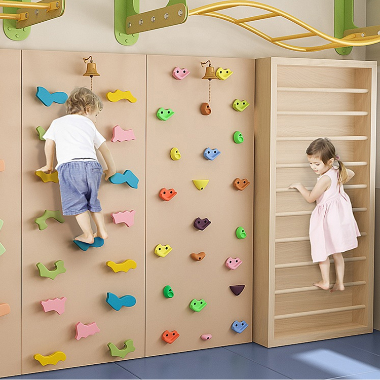 Drewniana ściana wspinaczkowa  – Kids Indoor Outdoor Trampoline recenzja i cena